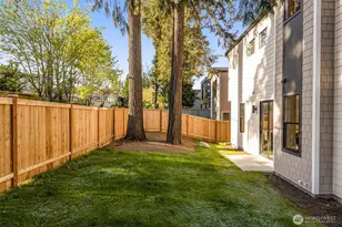 11608 NE 92nd St, Kirkland, WA 98033 - Photo 37