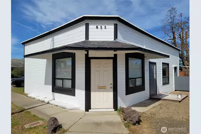 511 E Broadway Street, Goldendale, WA 98620 - Photo 1