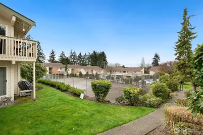 23629 112th Ave SE #E202, Kent, WA 98031 - Photo 15