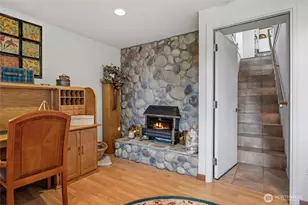 615 NE 4th St, Coupeville, WA 98239 - Photo 35