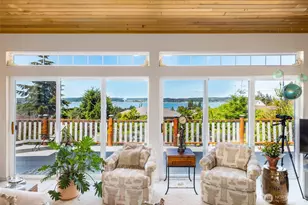 615 NE 4th St, Coupeville, WA 98239 - Photo 1