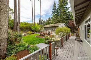 615 NE 4th St, Coupeville, WA 98239 - Photo 39