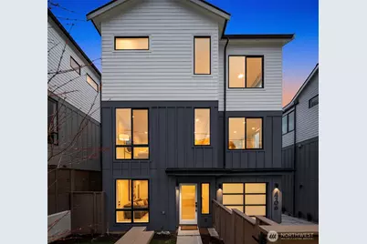4406 1st Avenue NE, Seattle, WA 98105 - Photo 1