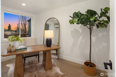 4406 1st Avenue NE, Seattle, WA 98105 - Photo 7
