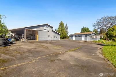 11103 13th Street E, Edgewood, WA 98372 - Photo 29