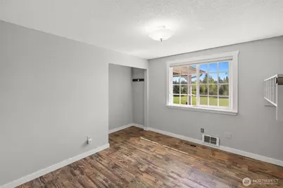 11103 13th Street E, Edgewood, WA 98372 - Photo 21