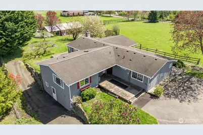 11103 13th Street E, Edgewood, WA 98372 - Photo 3