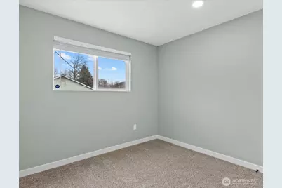 330 V Street SE, Auburn, WA 98002 - Photo 11