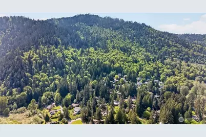 37 X Crystal Creek Cir, Issaquah, WA 98027 - Photo 7