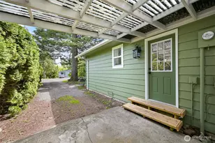 8257 Salish Ln, Blaine, WA 98230 - Photo 31