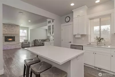 9409 9th Avenue Ct E, Tacoma, WA 98445 - Photo 19
