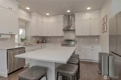 9409 9th Avenue Ct E, Tacoma, WA 98445 - Photo 17
