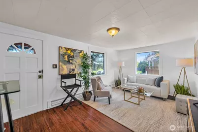 8427 30th Avenue SW, Seattle, WA 98126 - Photo 3