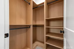 508 22nd Ave E, Seattle, WA 98112 - Photo 17