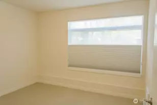 10363 Ashworth Ave N, Seattle, WA 98133 - Photo 23