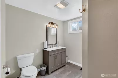 338 S Mission Street, Wenatchee, WA 98801 - Photo 9