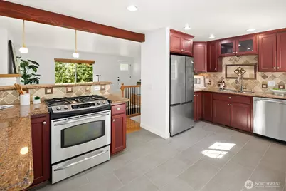 3413 48th Avenue SW, Seattle, WA 98116 - Photo 9