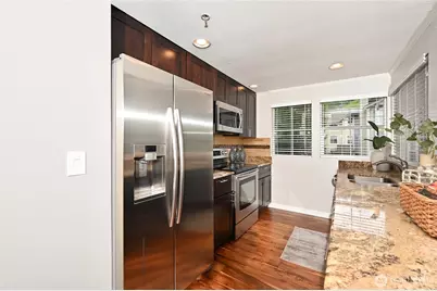 2130 Newport Way NW #7-4, Issaquah, WA 98027 - Photo 9