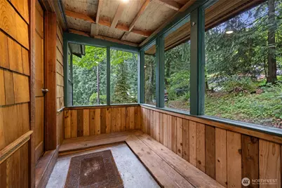 17426 SE 60th Street, Bellevue, WA 98006 - Photo 3
