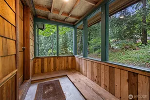 17426 SE 60th St, Bellevue, WA 98006 - Photo 3