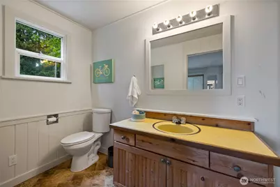 17426 SE 60th Street, Bellevue, WA 98006 - Photo 19