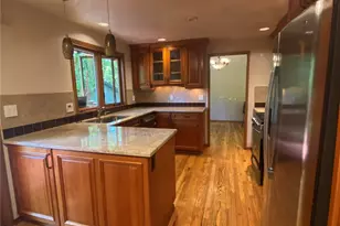 24417 SE 17th Pl, Sammamish, WA 98075 - Photo 3