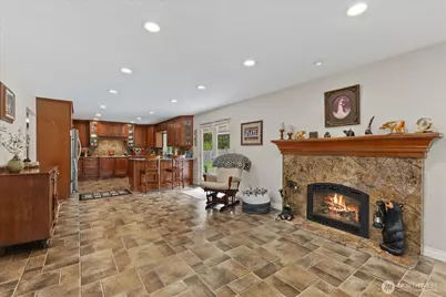 17151 SE Petrovitsky Road, Renton, WA 98058 - Photo 5