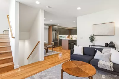 2415 W Lynn Street, Seattle, WA 98199 - Photo 13
