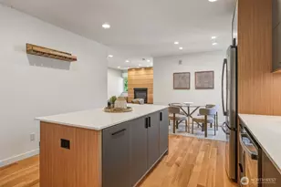 2415 W Lynn St, Seattle, WA 98199 - Photo 19