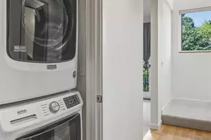2415 W Lynn St, Seattle, WA 98199 - Photo 25