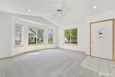 4646 Boardwalk Drive, Bellingham, WA 98226 - Photo 9
