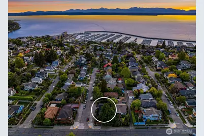 6903 32nd Avenue NW, Seattle, WA 98117 - Photo 29
