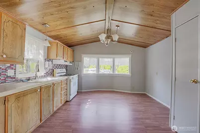 9403 Pierce Lane #22, Sedro Woolley, WA 98284 - Photo 7