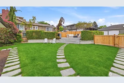 812 Main Street, Edmonds, WA 98020 - Photo 33