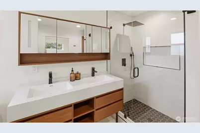 812 Main Street, Edmonds, WA 98020 - Photo 19