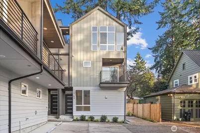 10742 Interlake Avenue N, Seattle, WA 98133 - Photo 1