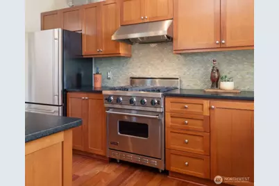 6117 S 232nd Street, Kent, WA 98032 - Photo 7
