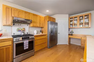 2205 Cranes Landing Dr, Greenbank, WA 98253 - Photo 17