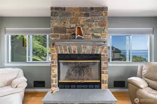 2205 Cranes Landing Dr, Greenbank, WA 98253 - Photo 9