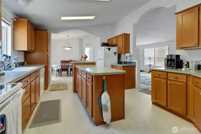25217 51st Avenue E, Graham, WA 98338 - Photo 5