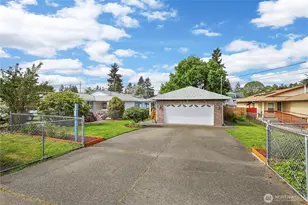 177 132nd St E, Tacoma, WA 98445 - Photo 29