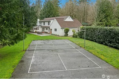 10235 Battle Point Drive NE, Bainbridge Island, WA 98110 - Photo 33