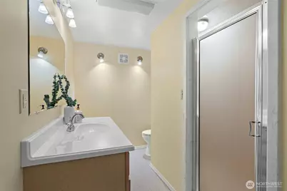 14508 SE 50th Street, Bellevue, WA 98006 - Photo 35