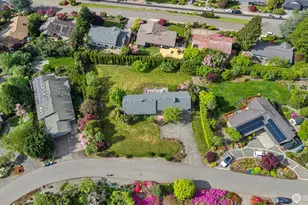 14508 SE 50th St, Bellevue, WA 98006 - Photo 5