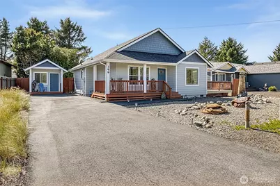 399 Seashore Street SW, Ocean Shores, WA 98569 - Photo 1