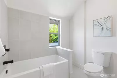 324 NW 80th Street, Seattle, WA 98117 - Photo 21