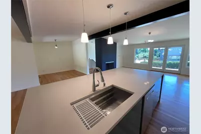 12456 SE 27th Street, Bellevue, WA 98005 - Photo 3