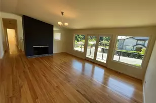 12456 SE 27th St, Bellevue, WA 98005 - Photo 7