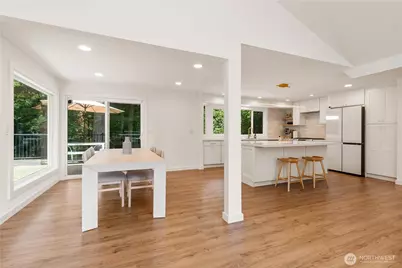 21810 NE 16th Street, Sammamish, WA 98074 - Photo 3