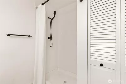 21810 NE 16th Street, Sammamish, WA 98074 - Photo 21